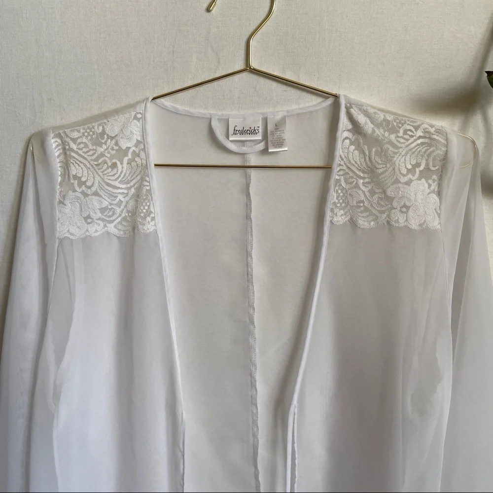 VINTAGE • Frederick’s of Hollywood 2010s white Sheer Lace Robe Cottagecore L - Picture 2 of 7
